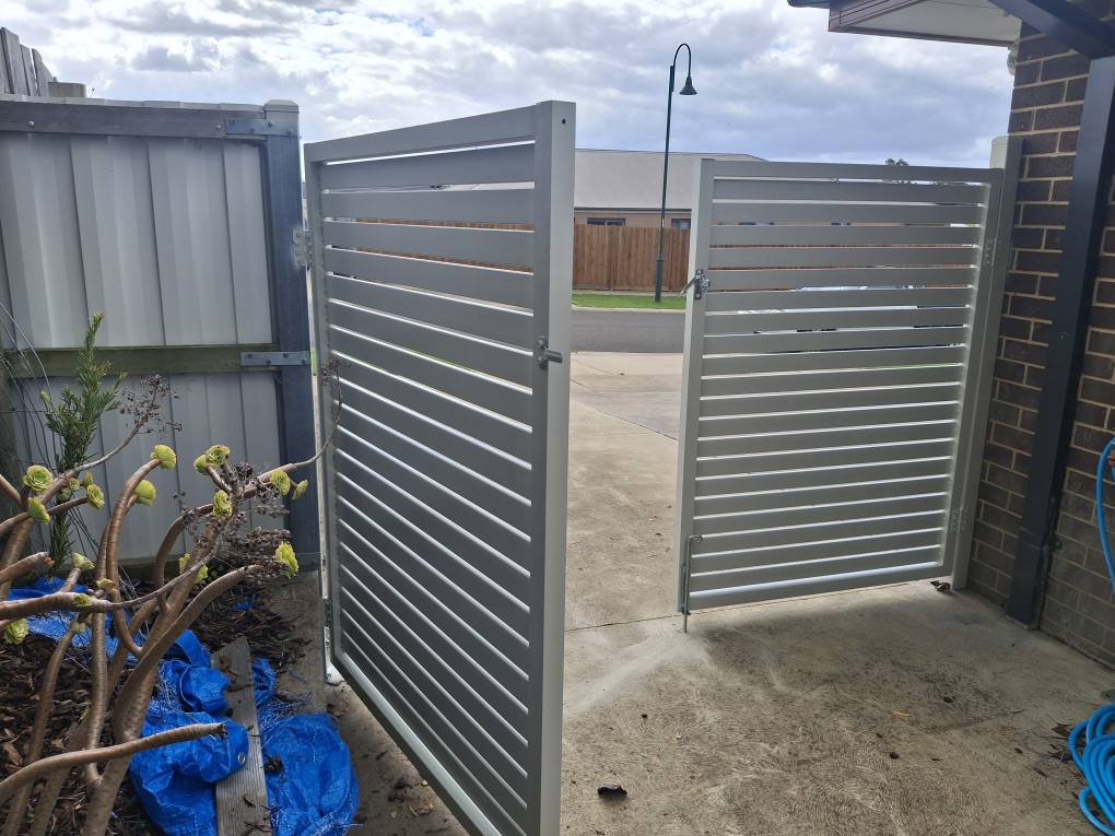 Metal Fencing